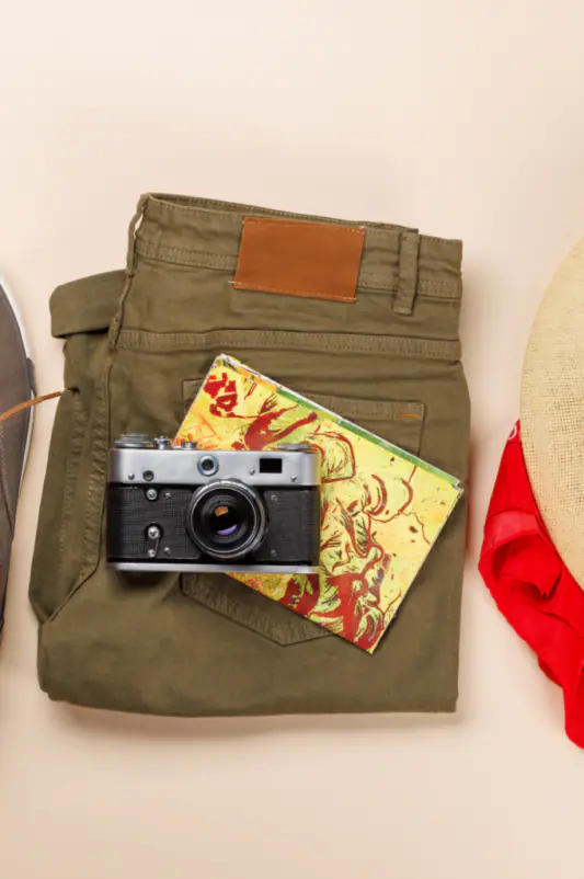 Gorilla_Trekking_Outfit
